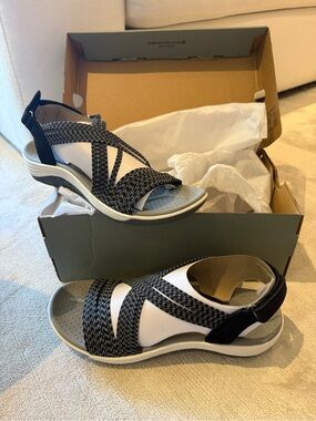 Skechers Black and White Cross-Strap Comfort Sandals
